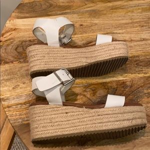 Steven- platform sandals - Sz 6